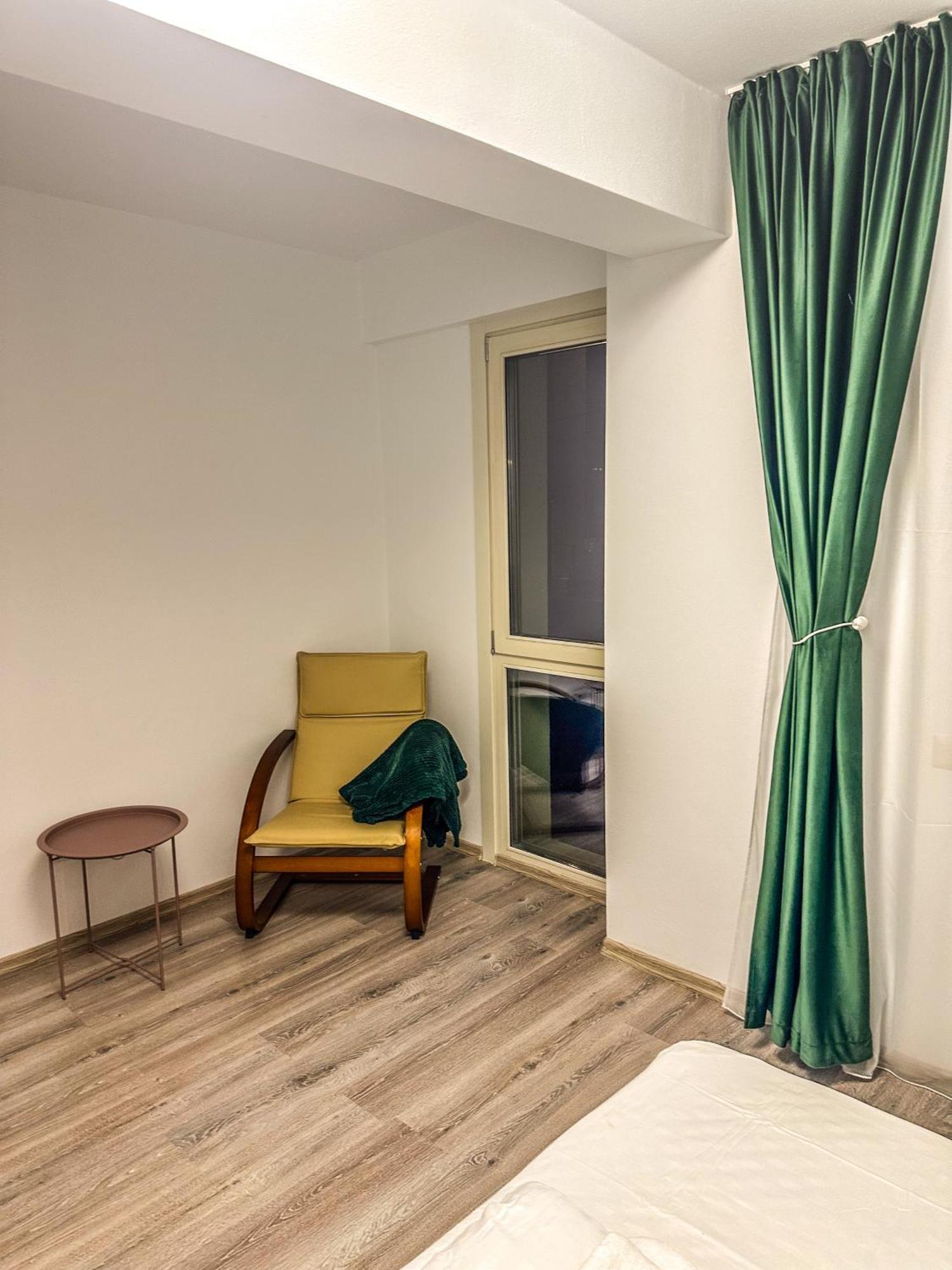 Апартаменты Luxury Bucovina Гура-Гуморулуй Экстерьер фото